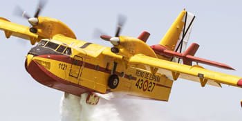 Avión contraincendios